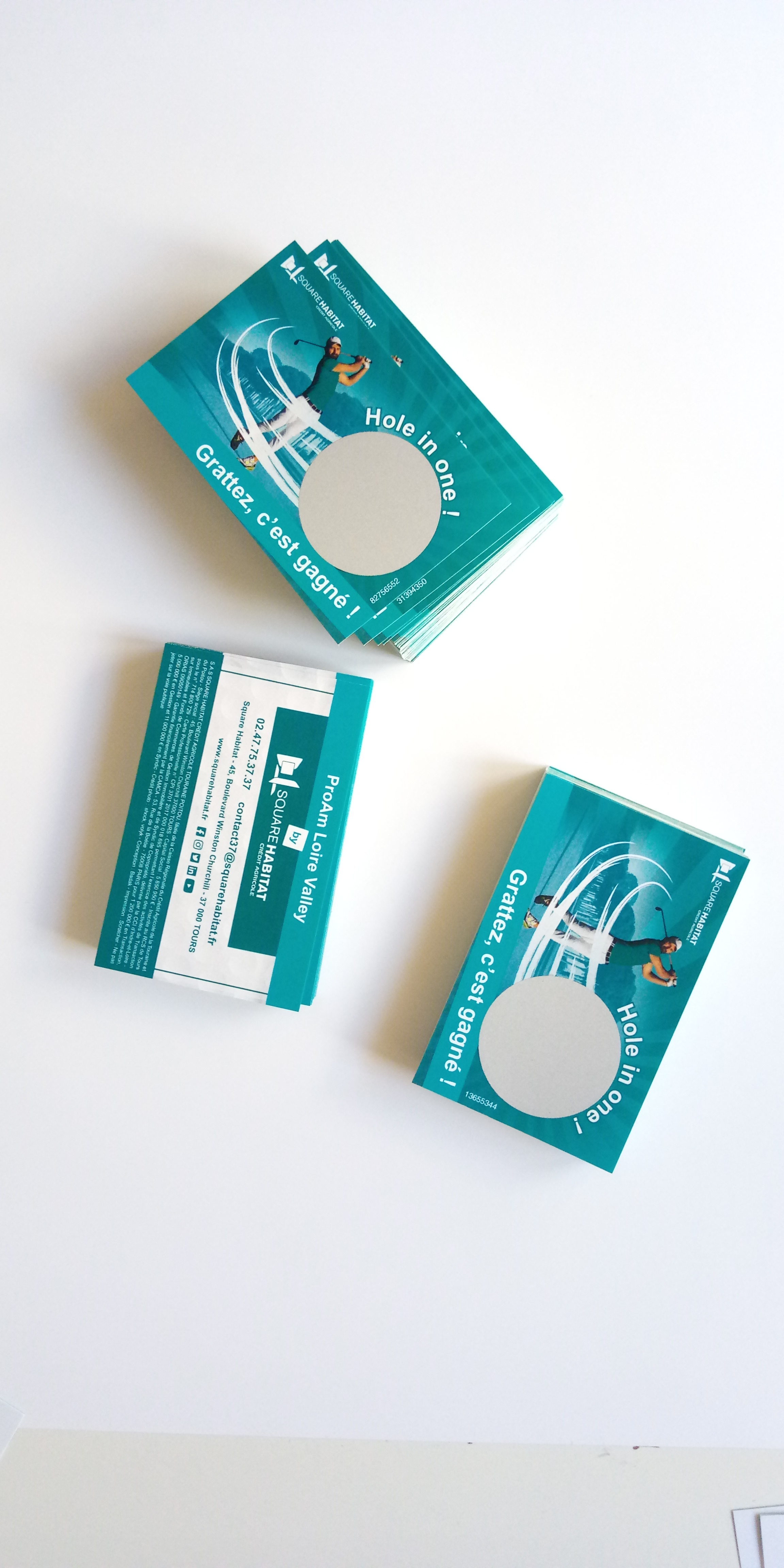 Le challenge commercial constitue un excellent moyen de booster vos forces de vente ainsi que votre activité commerciale. Il s’agit ni plus ni moins d’une opportunité de motiver tous les membres de vos équipes de vente en proposant des récompenses lorsqu’un objectif est atteint. Différents types de challenges peuvent ainsi être organisés. Le ticket à gratter est, par ailleurs, un très bon outil à exploiter au cours d’un challenge de vente. Le challenge commercial constitue un excellent moyen de booster vos forces de vente ainsi que votre activité commerciale. Il s’agit ni plus ni moins d’une opportunité de motiver tous les membres de vos équipes de vente en proposant des récompenses lorsqu’un objectif est atteint. Différents types de challenges peuvent ainsi être organisés. Le ticket à gratter est, par ailleurs, un très bon outil à exploiter au cours d’un challenge de vente.